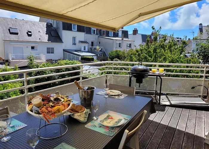 La Terrasse, Jacuzzi Et Vue Mer A 100M De La Plage